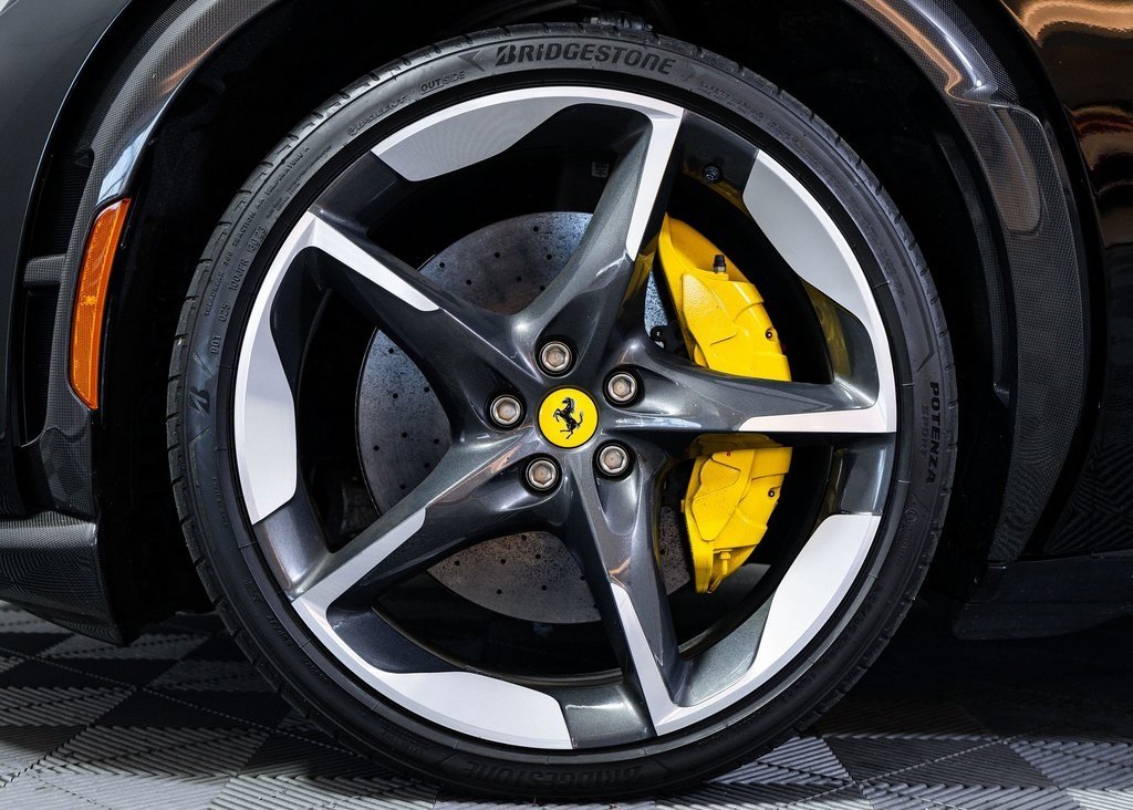 2023 Ferrari Purosangue Base photo 4