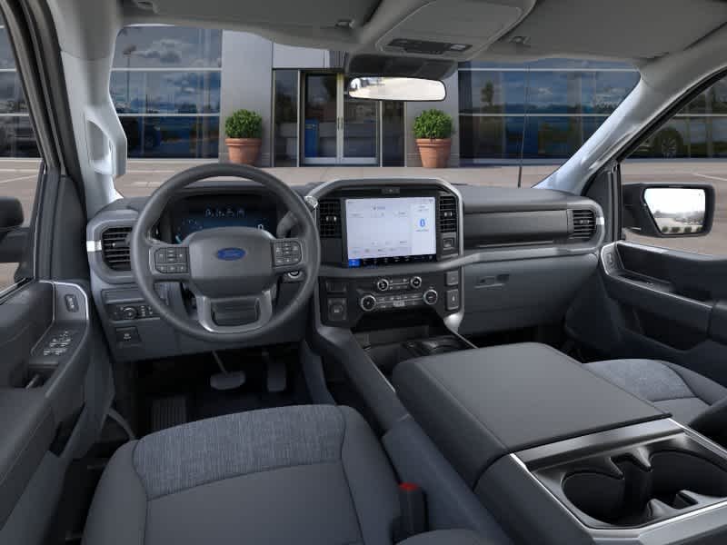 New 2026 Oxford White Ford XLT image 9