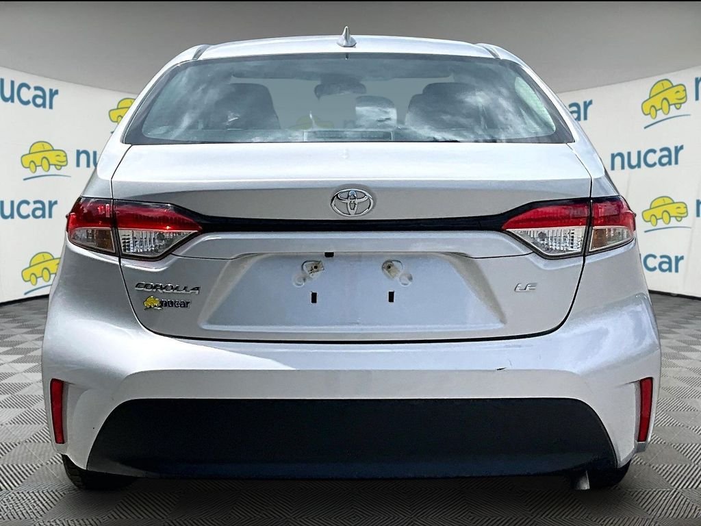 Used 2024 Classic Silver Metallic Toyota LE image 5