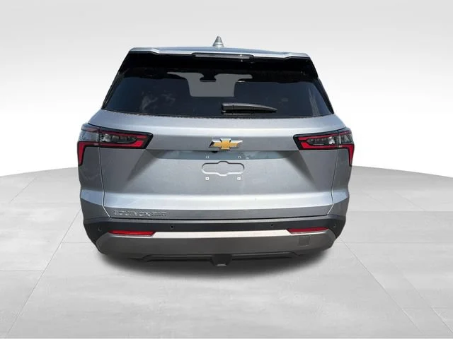 New 2027 Sterling Gray Metallic Chevrolet LT image 4