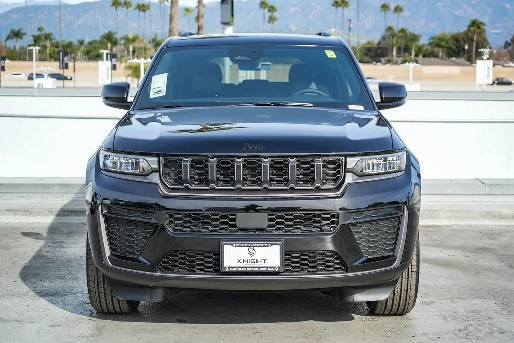 New 2026 Black Jeep Altitude image 3