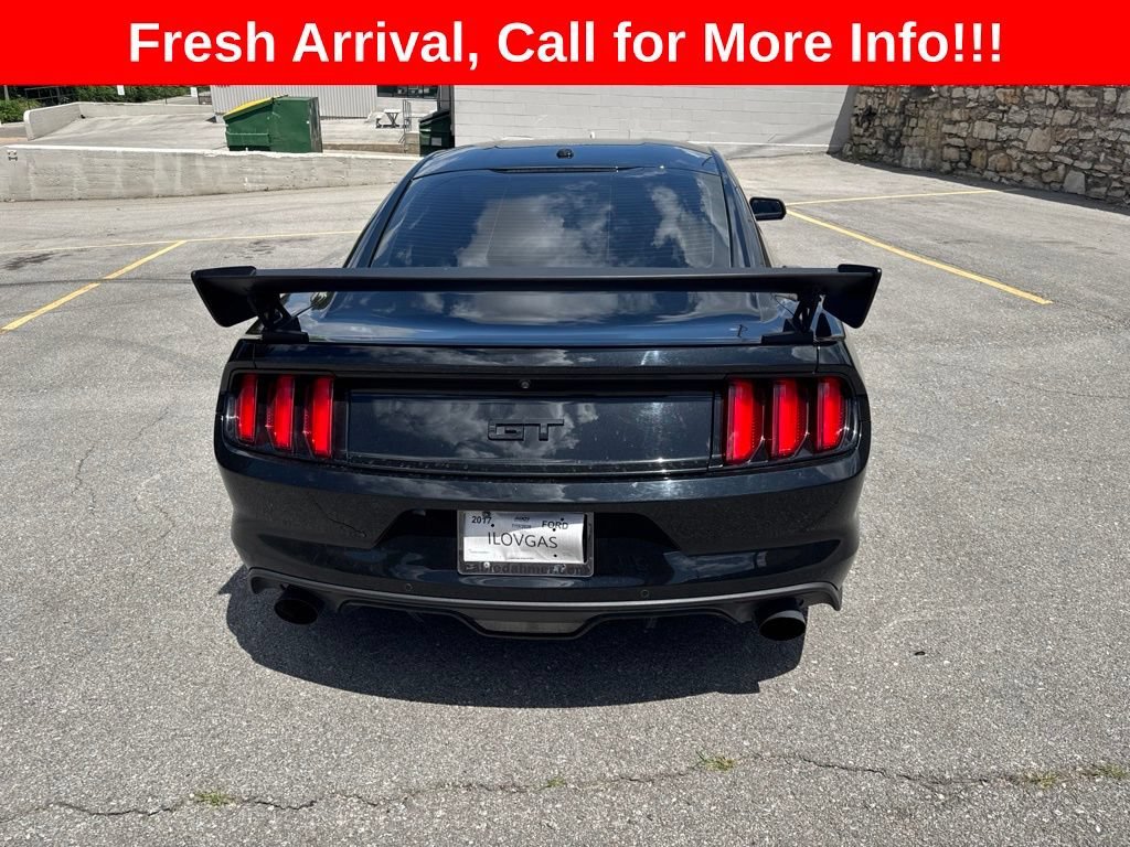 Used 2017 Black Ford GT Premium image 26