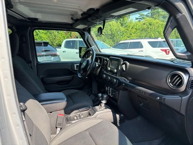 Used 2020 Gray Jeep Unlimited Sport image 9