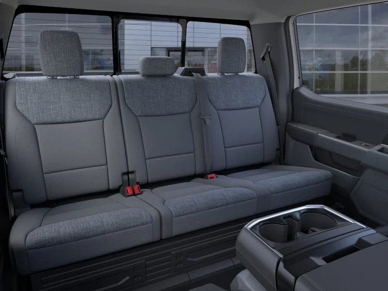 New 2026 Oxford White Ford XLT image 11