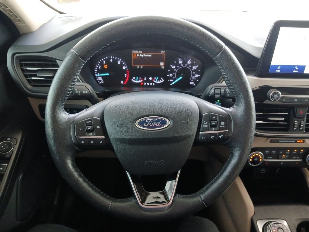 Used 2020 Gold Ford SEL image 17