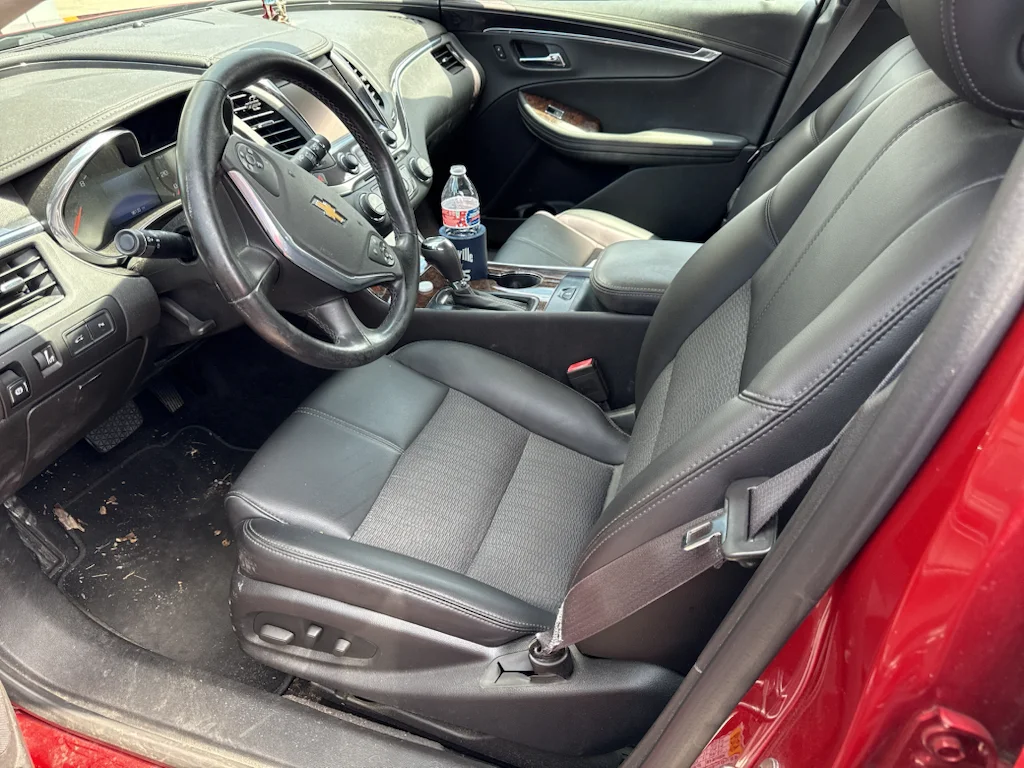 Used 2014 Red Rock Metallic Chevrolet LT image 4