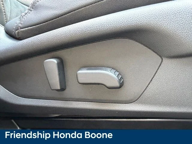 Used 2025 Brown Subaru Touring image 59