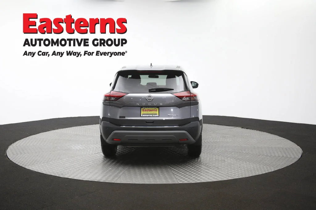 Used 2023 Gray Nissan SV image 40