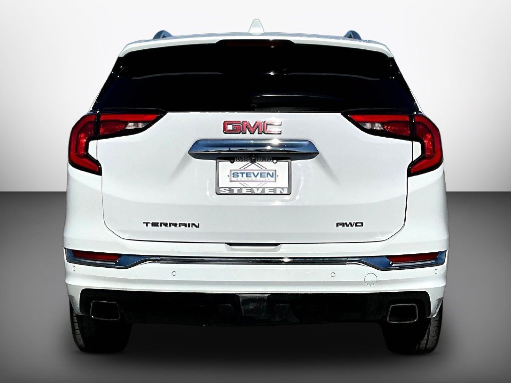 Used 2018 White GMC Denali image 5