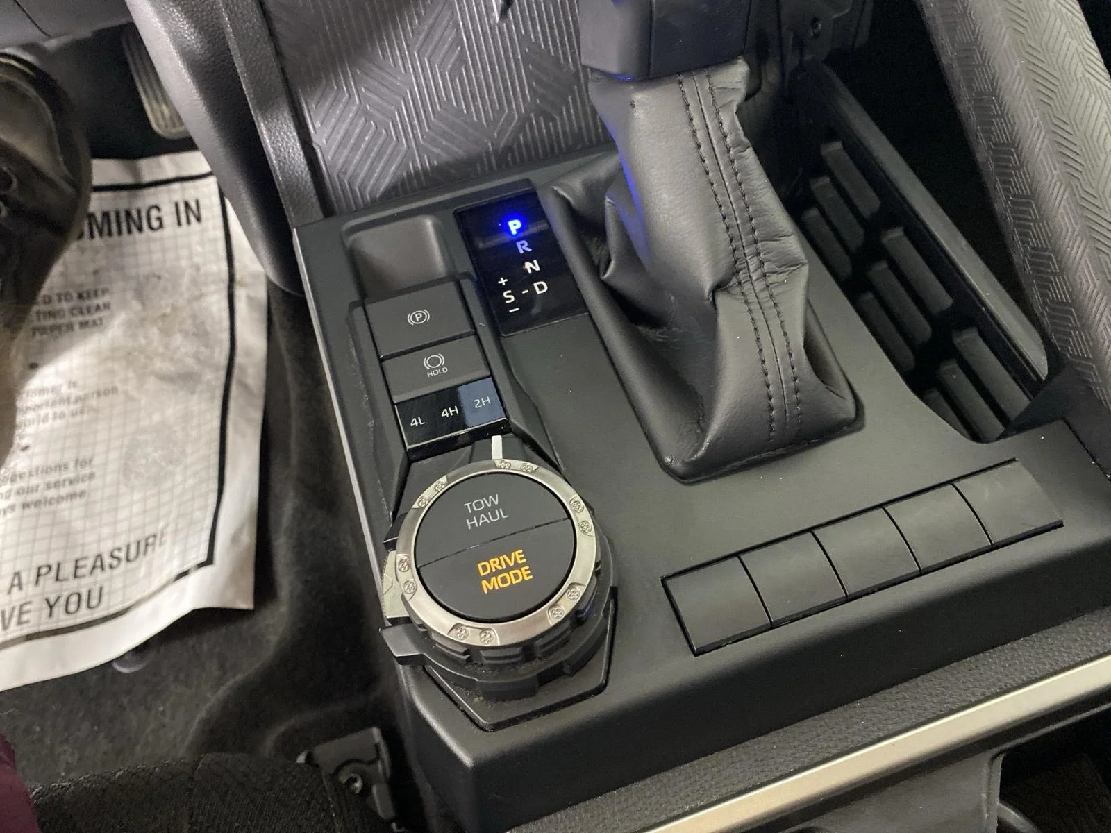 Used 2025 Ice Cap Toyota SR5 image 24