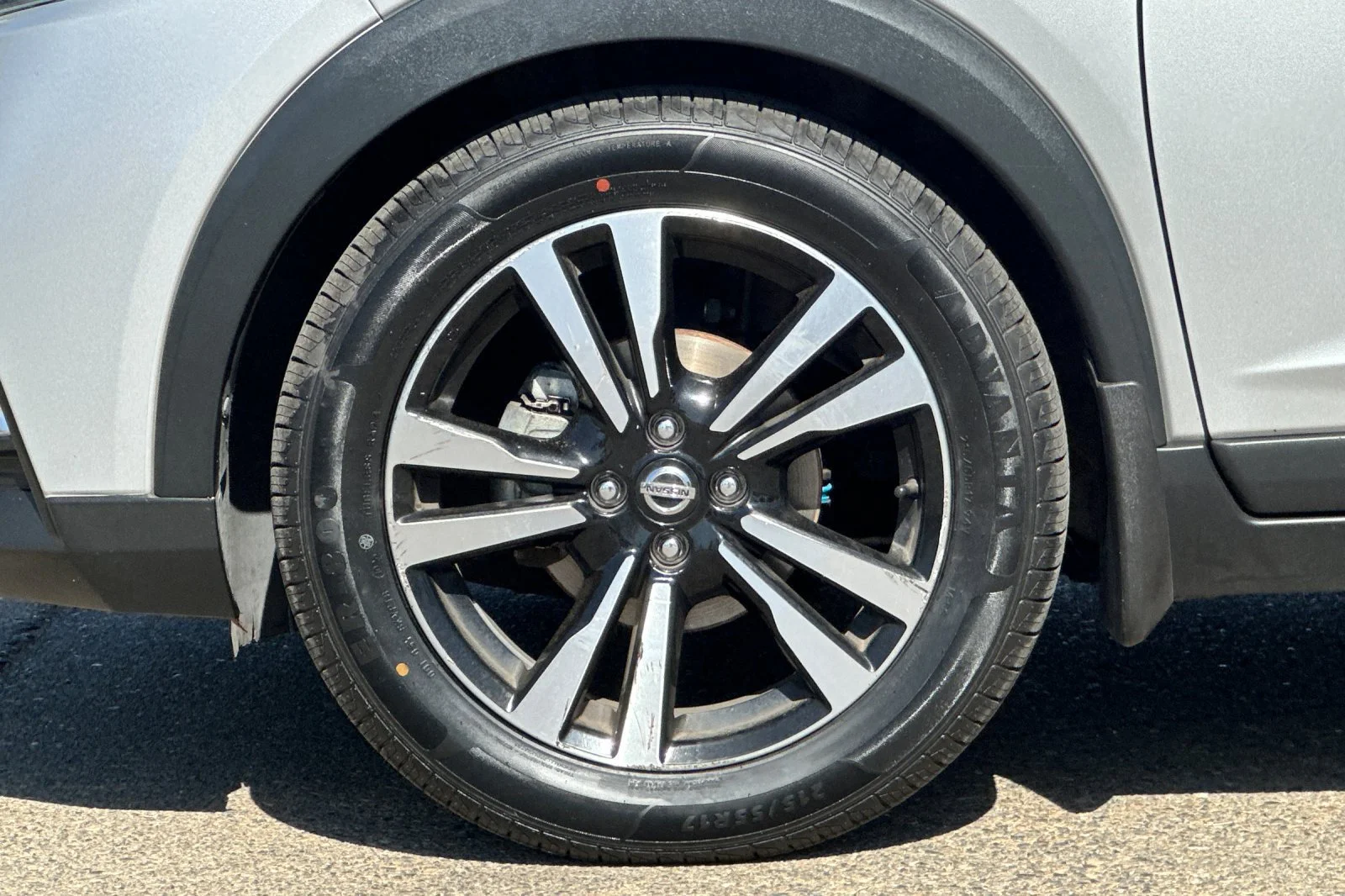 Used 2019 Silver Nissan SR image 26
