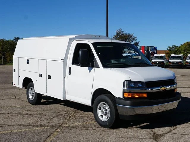 New 2025 White Chevrolet Work Van image 15