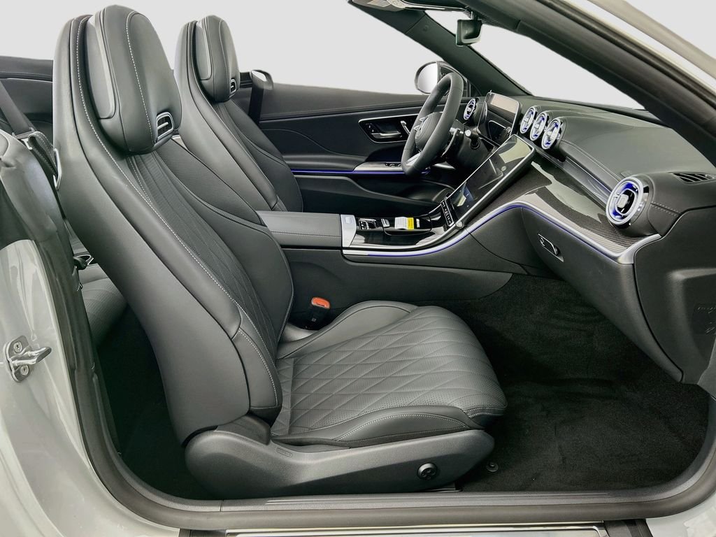 New 2027 MANUFAKTUR Alpine Grey Mercedes-Benz CLE 53 AMG® image 18