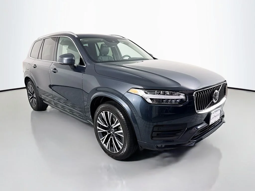 Used 2022 Gray Metallic Volvo T6 Momentum image 7