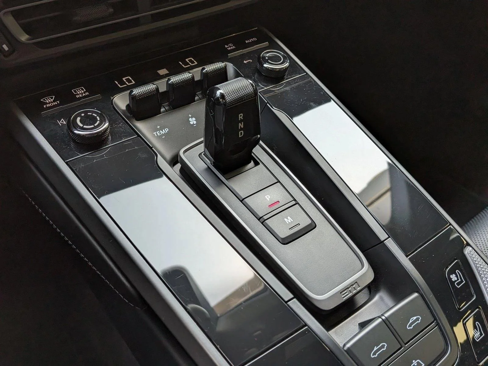 Used 2022 Black Porsche Carrera image 11