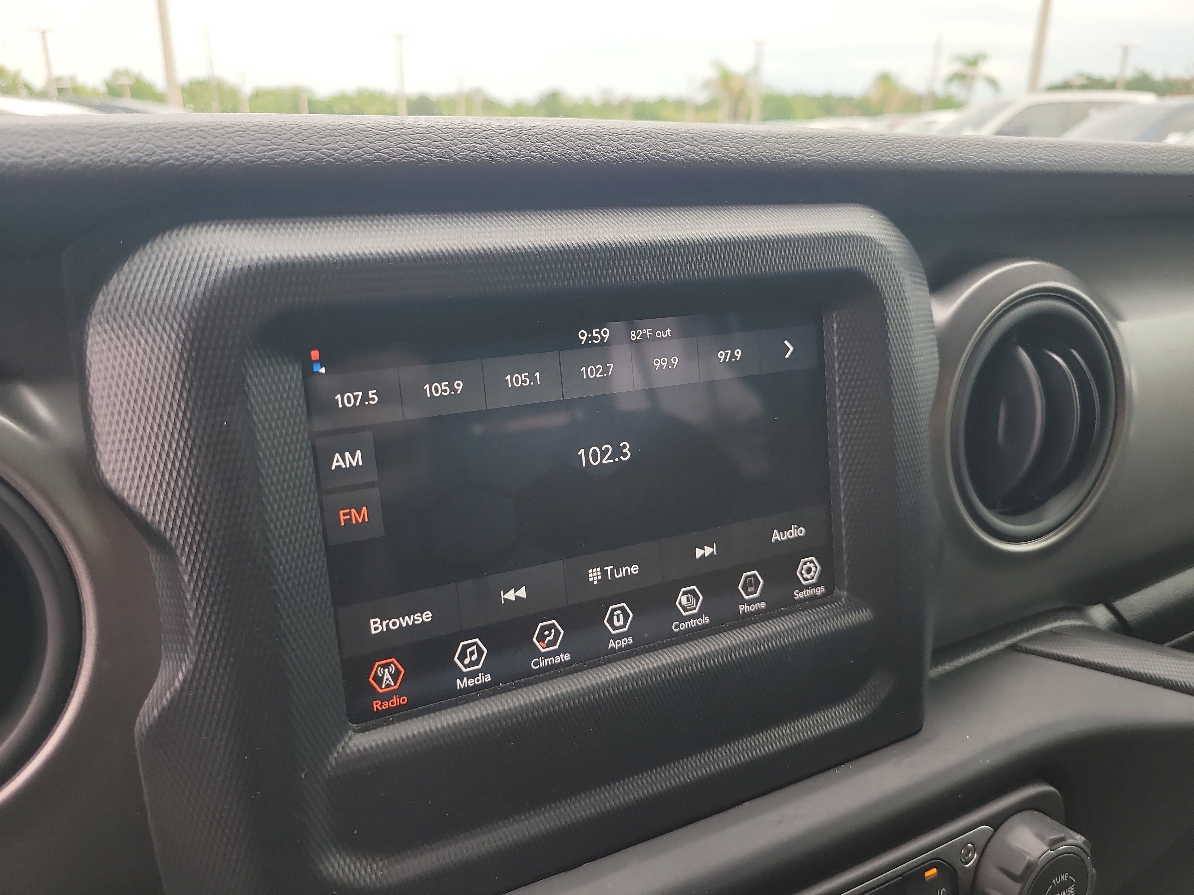 Used 2022 Black Clearcoat Jeep Unlimited Sport S image 20