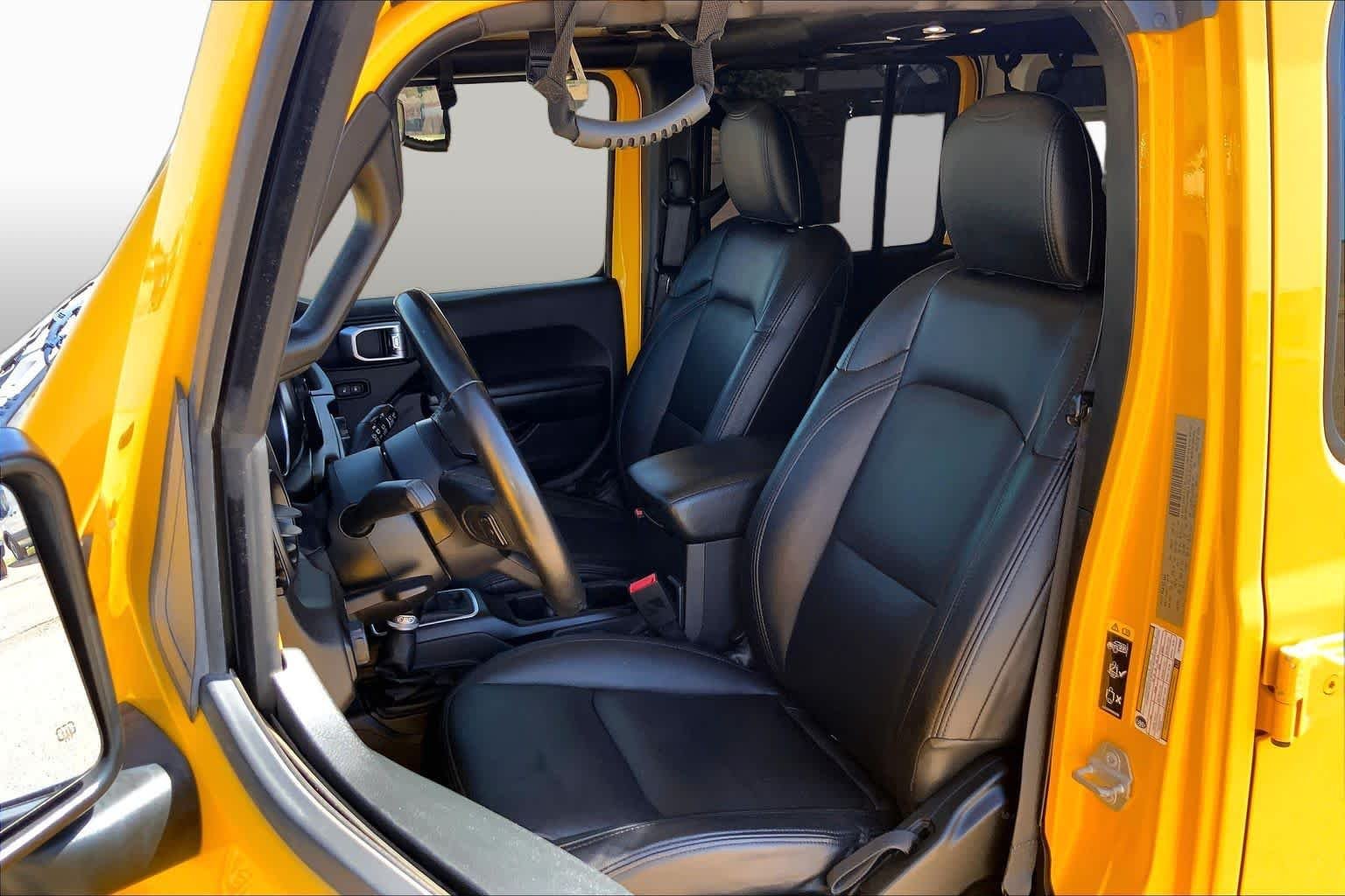 Used 2020 Hellayella Clearcoat Jeep Sport S image 8