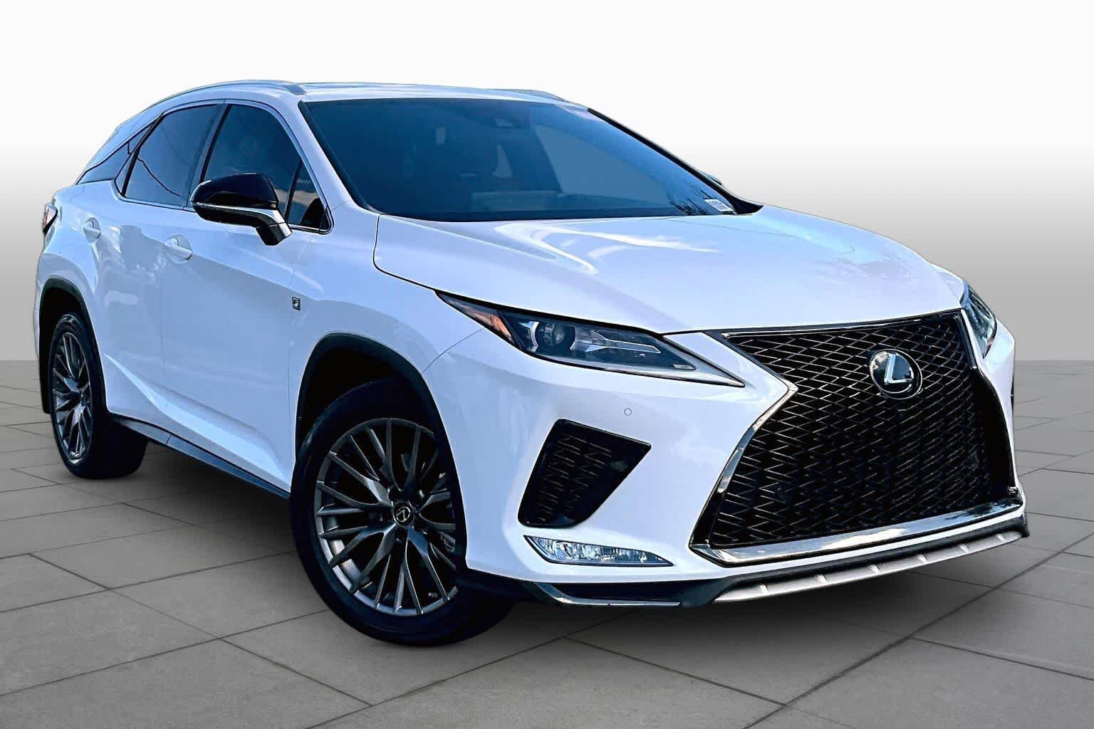 Certified Used 2022 Ultra White Lexus F SPORT Handling image 3