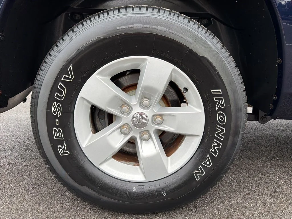 Used 2013 Blue Ram SLT image 12