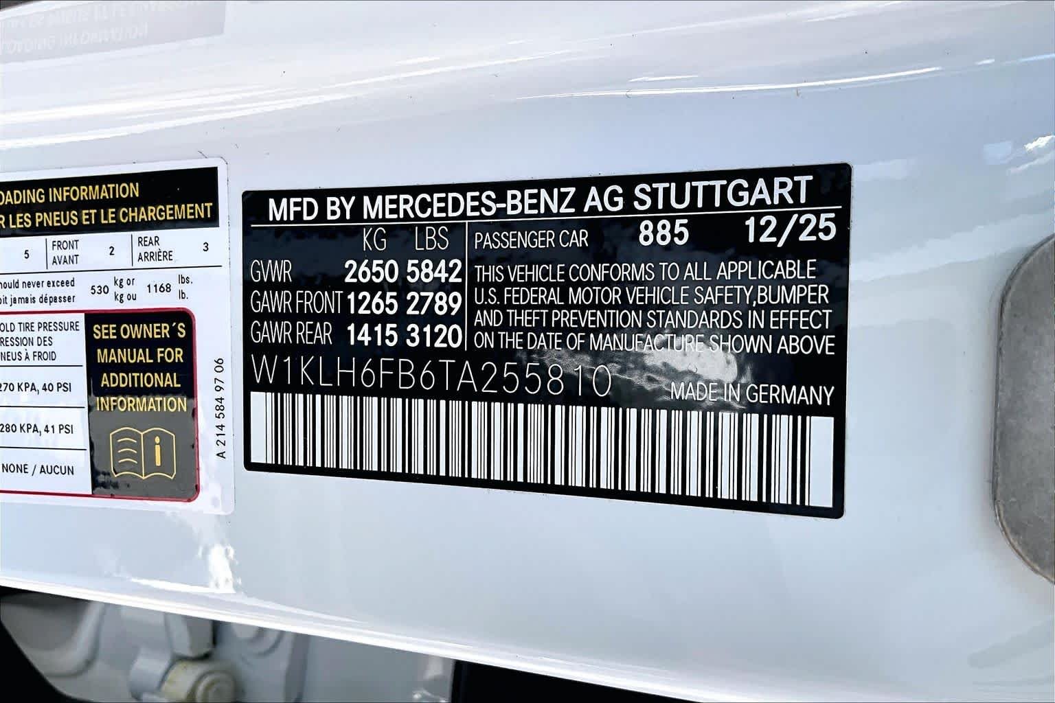 Used 2026 MANUFAKTUR Moonlight White Metallic Mercedes-Benz E 450 image 32