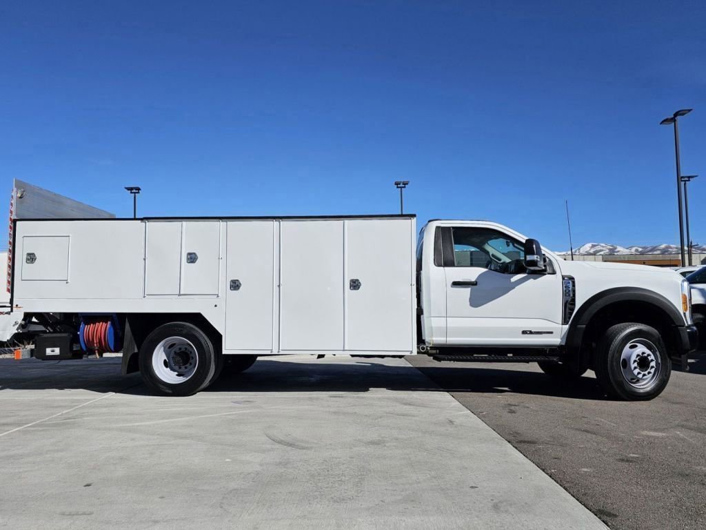 New 2024 Oxford White Ford XL image 14