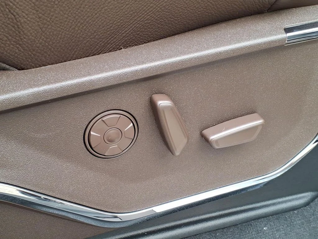 New 2026 Agate Black Metallic Ford King Ranch image 13