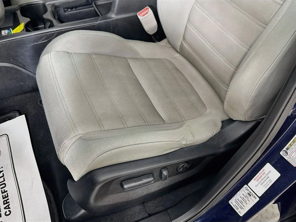 Used 2018 Obsidian Blue Pearl Honda EX image 23