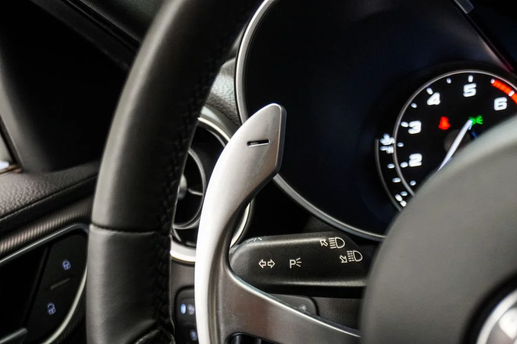 Used 2022 White Alfa Romeo Veloce image 20