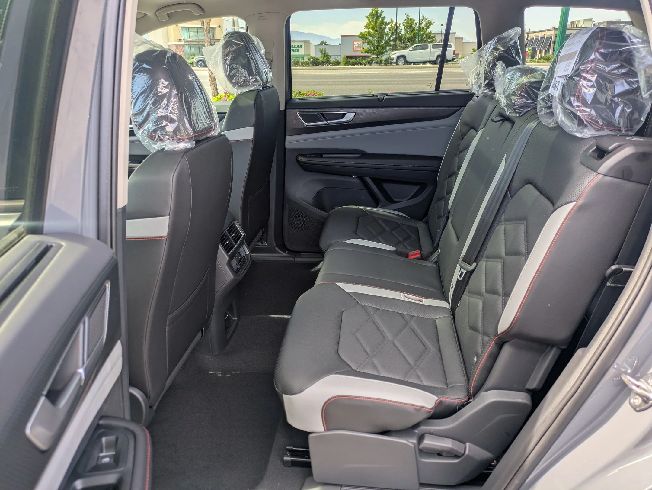 New 2026 Pure Gray Volkswagen 2.0T Peak Edition image 14