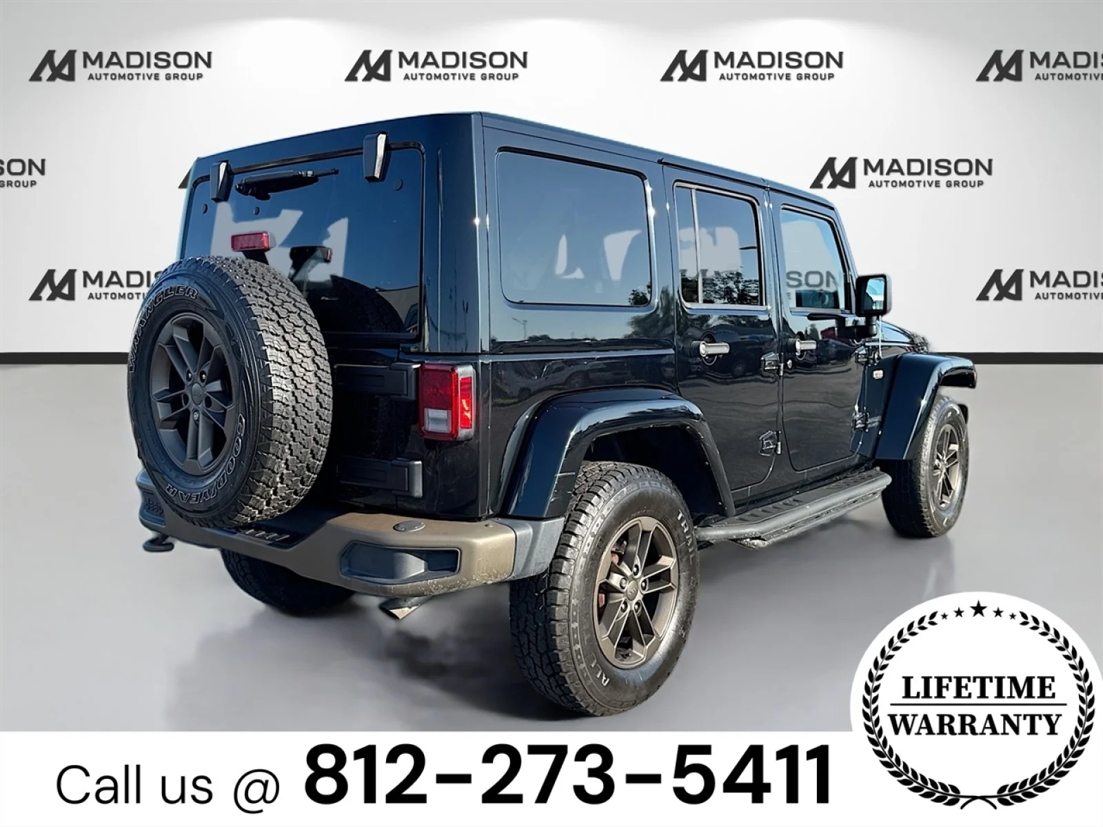 Used 2017 BLK Jeep 75th Anniversary image 5