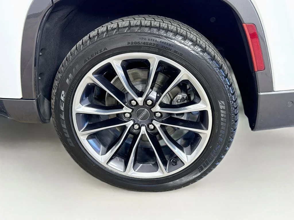 Used 2022 White Jeep Series II image 33