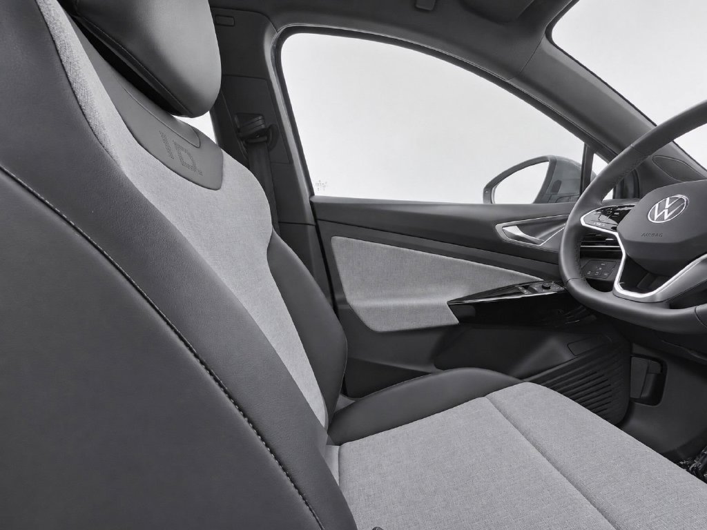 Certified Used 2023 Pure Gray Volkswagen Pro image 21
