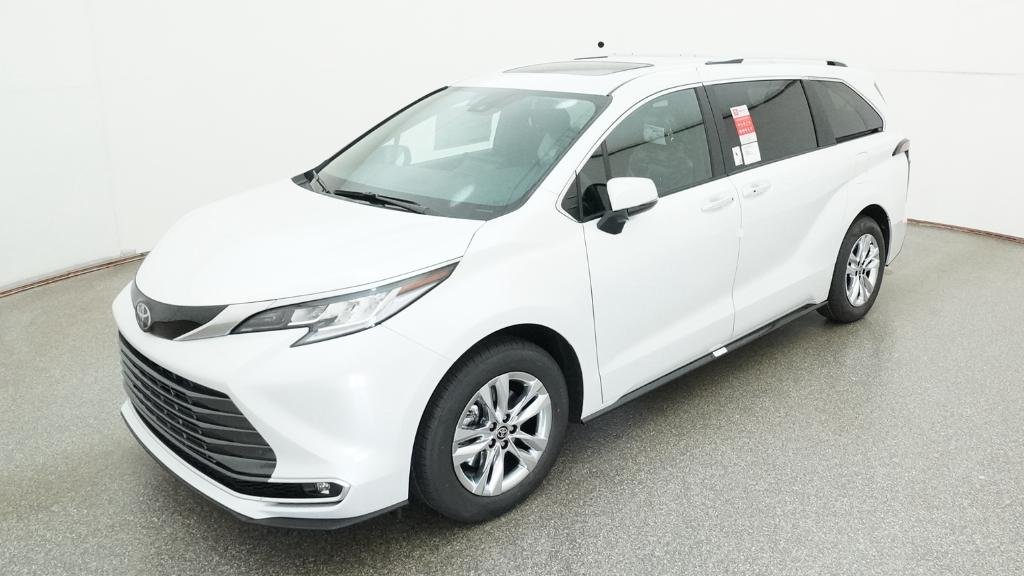 2026 Toyota Sienna Limited 7-Passenger Hybrid FWD's photo