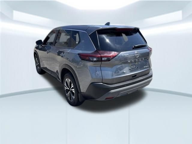 Used 2023 Gray Nissan SV image 8