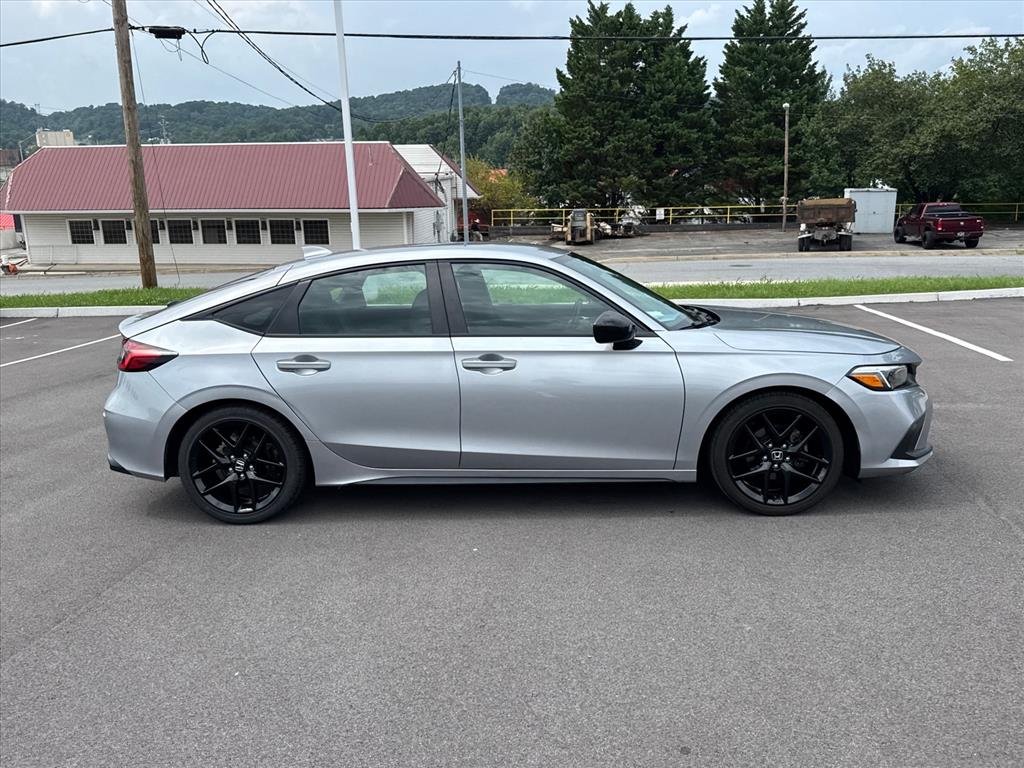 Used 2024 Lunar Silver Metallic Honda Sport image 8
