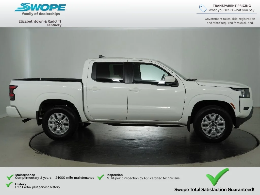 Used 2023 Glacier White Nissan SV image 3