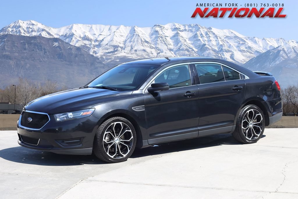 2015 Ford Taurus SHO AWD's photo