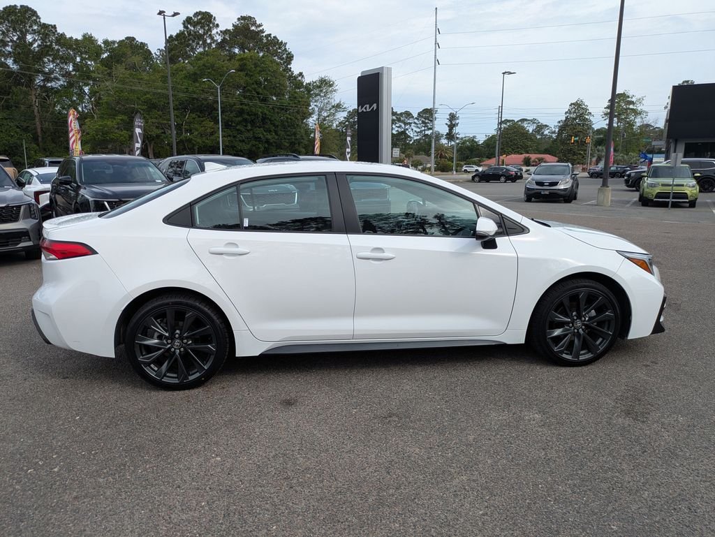 Used 2025 White Toyota SE image 3