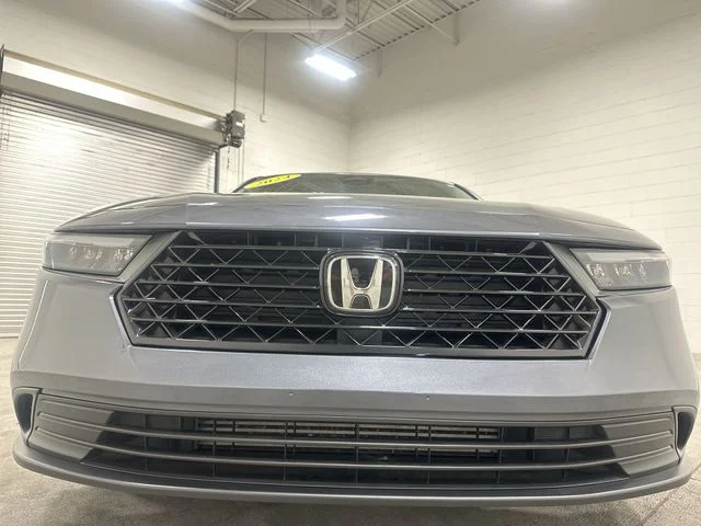Used 2024 Meteorite Gray Metallic Honda LX image 10