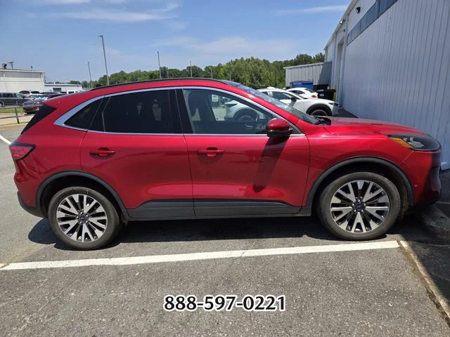 Used 2020 Red Ford Titanium image 8