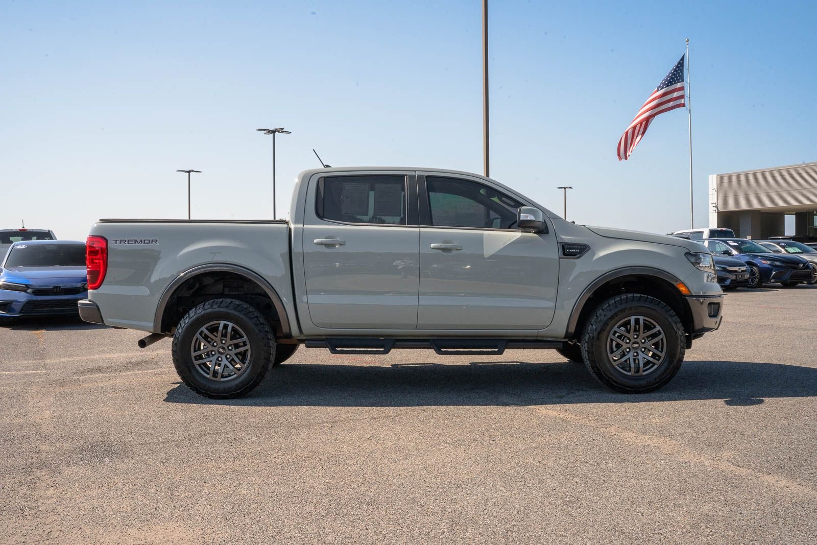 Used 2023 Green Ford Lariat image 10