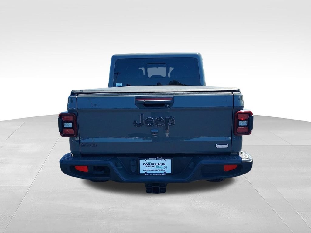 Used 2020 Gray Jeep Overland image 4