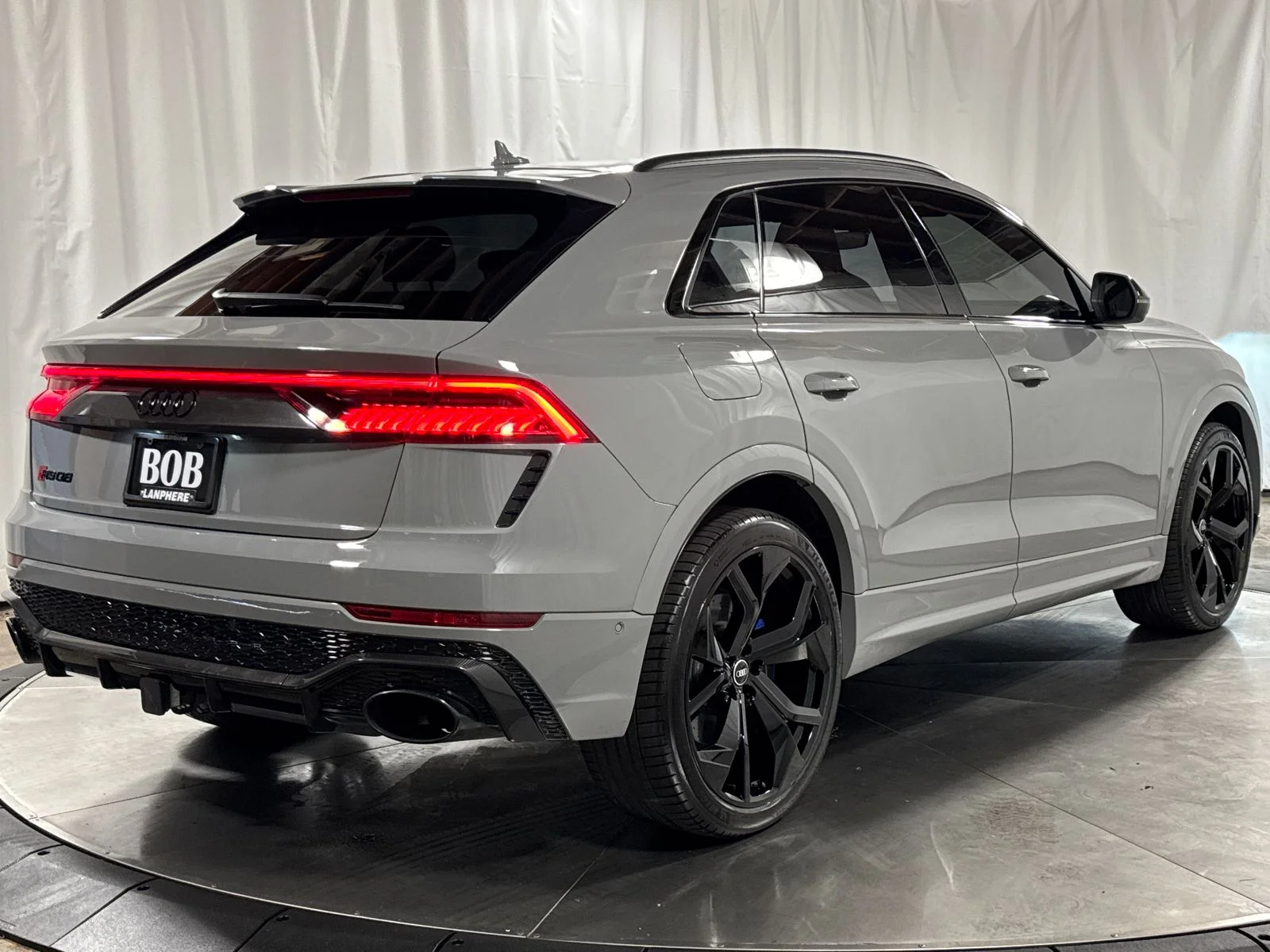 Used 2022  Audi 4.0T quattro image 10
