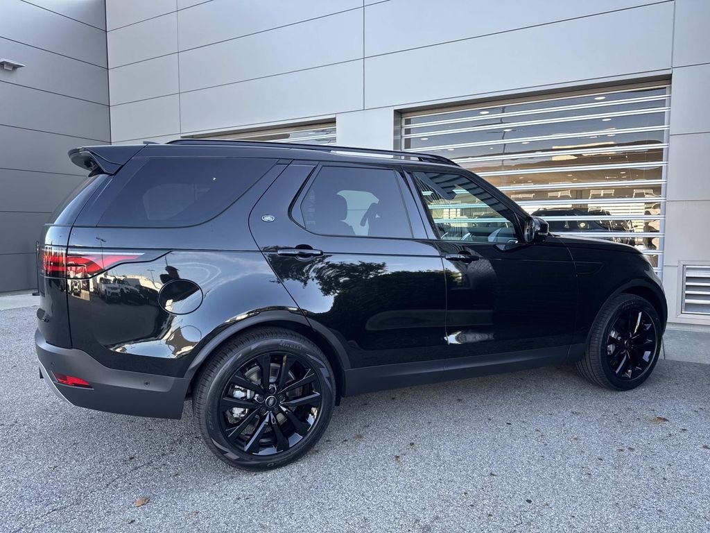 New 2026 Santorini Black Land Rover S image 8