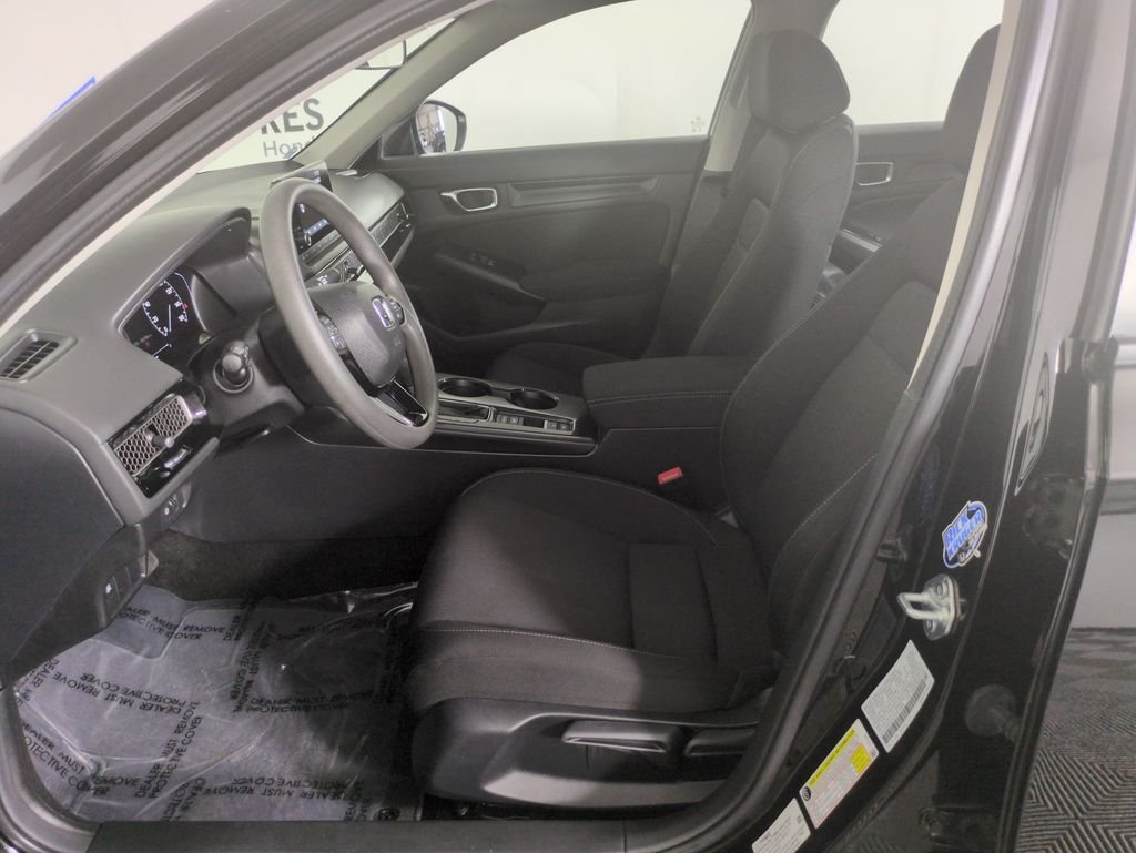 2025 Honda Civic LX - Photo 13