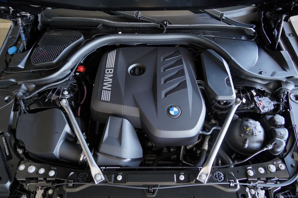 New 2027 Black Sapphire Metallic BMW 530i image 21