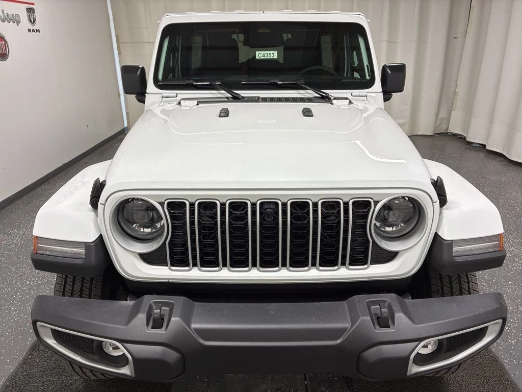 New 2026 White Jeep Sahara image 2