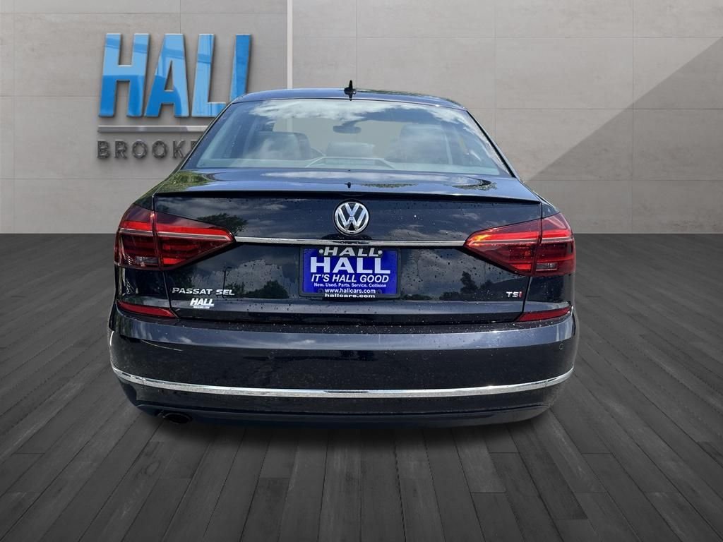 Used 2018 Black Volkswagen 2.0T SEL Premium image 4