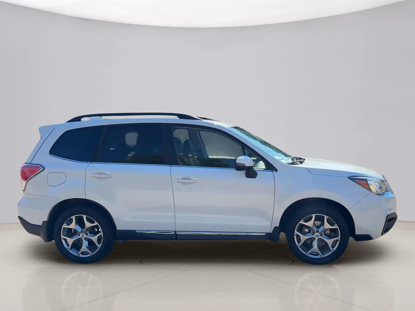 Used 2017 White Subaru 2.5I TOURING image 6