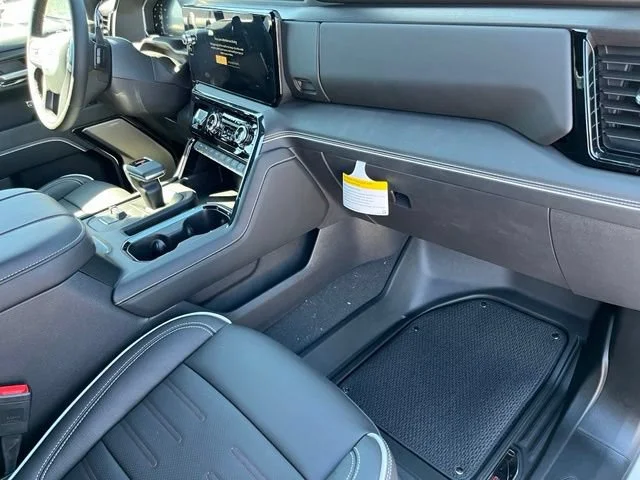 New 2026 Summit White GMC AT4X image 25